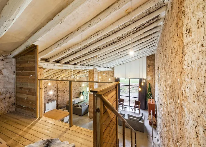 Cozy Fraga Country Escape