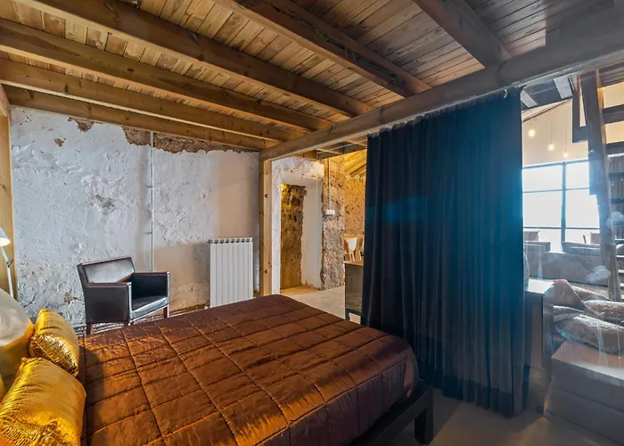 Semesterbostad Cozy Fraga Country Escape *