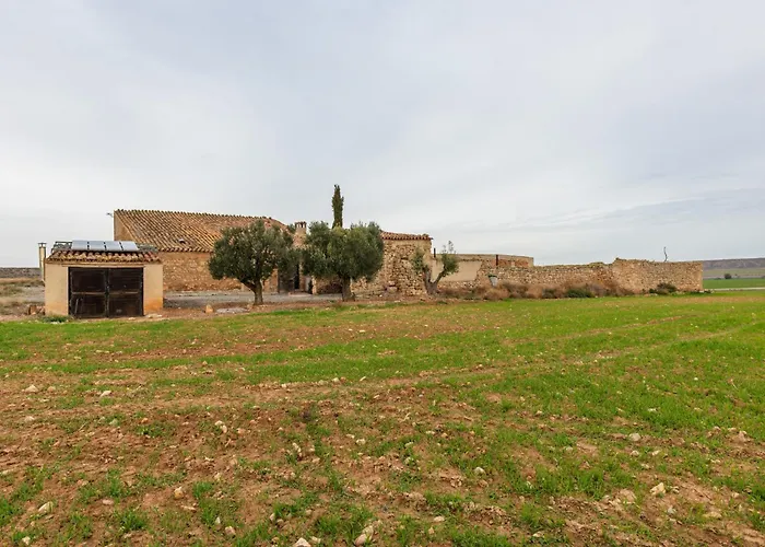 Semesterbostad Cozy Fraga Country Escape *