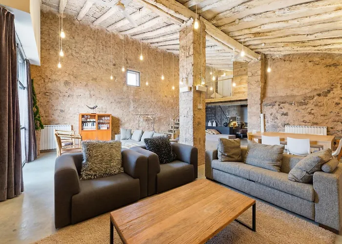 Semesterbostad Cozy Fraga Country Escape